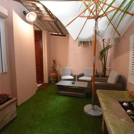 Appartamento Charming Haven Of Peace In *